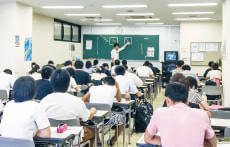 公務員ゼミナール 授業風景